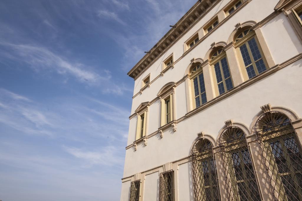 Villa Vecelli Cavriani Mozzecane Eksteriør billede