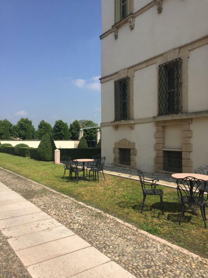 Villa Vecelli Cavriani Mozzecane Eksteriør billede
