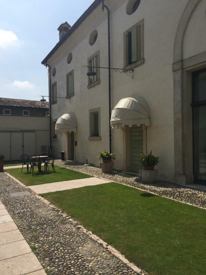 Villa Vecelli Cavriani Mozzecane Eksteriør billede